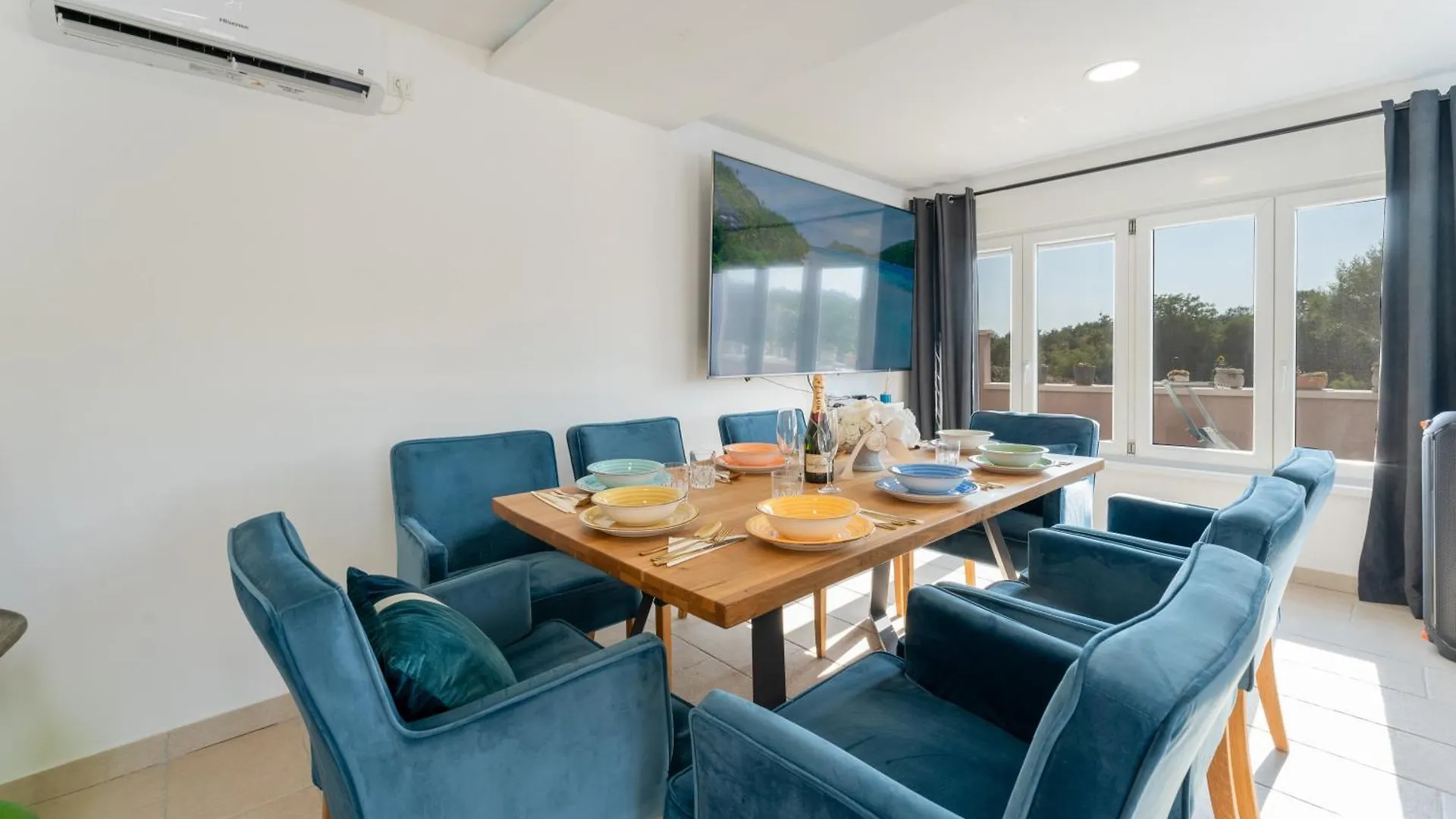 Casa Crystal Istria, Villa With Private Pool, Near The Beach, With The Sea View! ペロイ 0*,  クロアチア